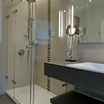 Viii Hotell